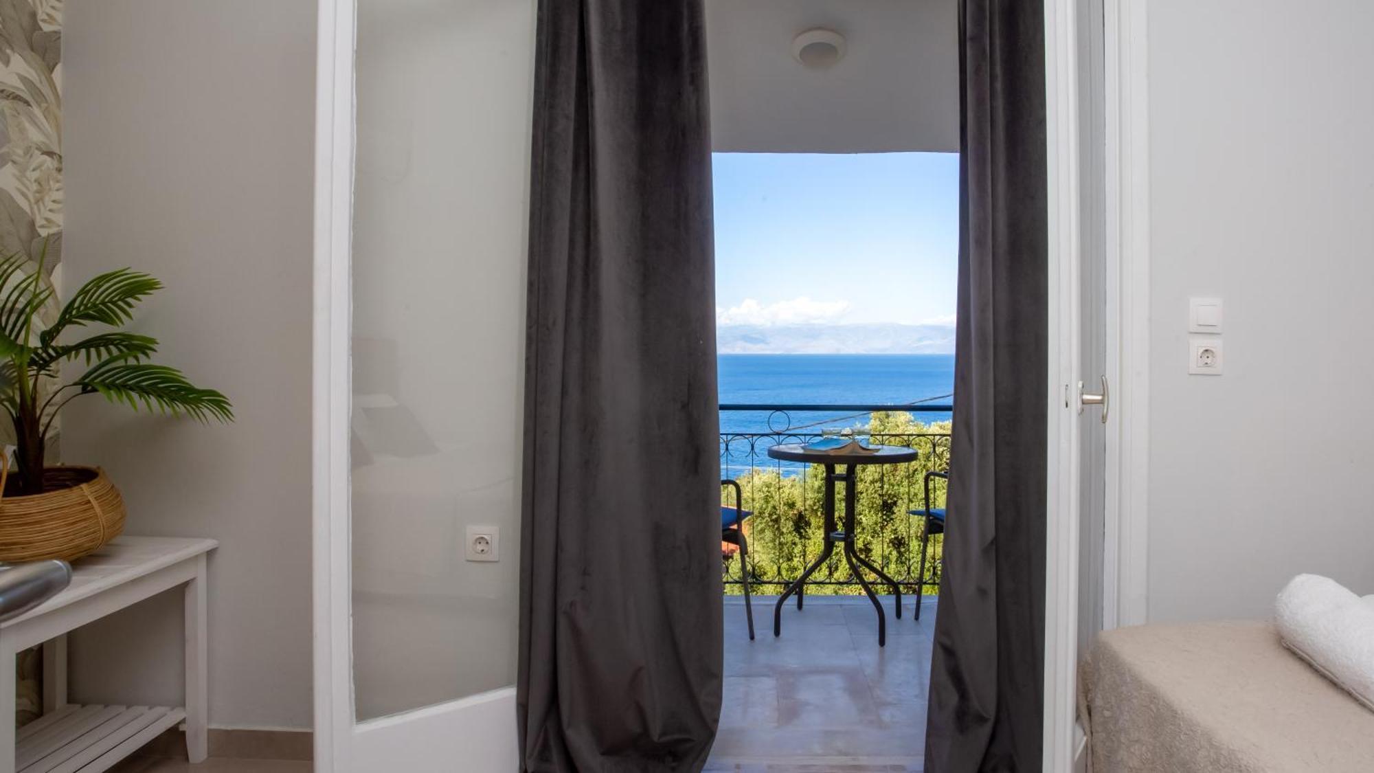 Ionian Blue Maisonettes Benitses  Bagian luar foto