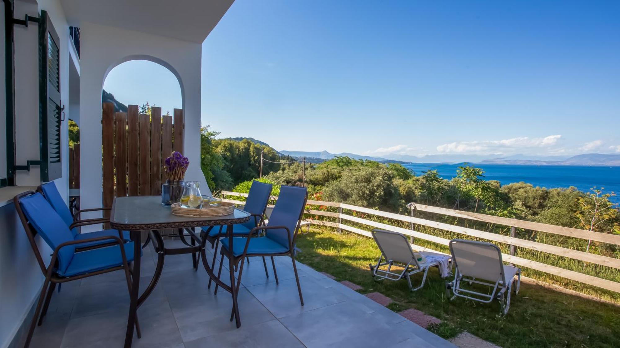 Ionian Blue Maisonettes Benitses  Bagian luar foto