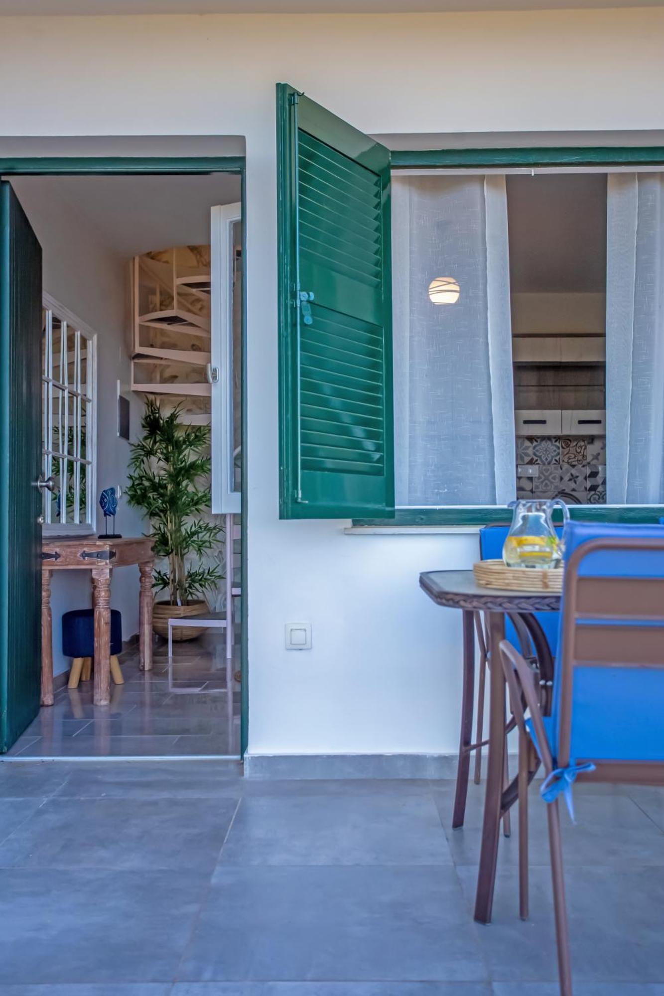 Ionian Blue Maisonettes Benitses  Bagian luar foto